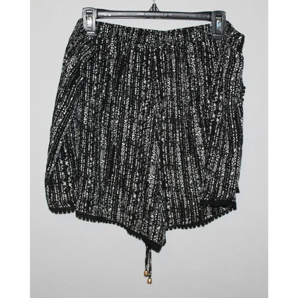 NWT City Chic Scoop Print Shorts Black White XL Women's Plus Size 22 Beachy - Picture 8 of 13